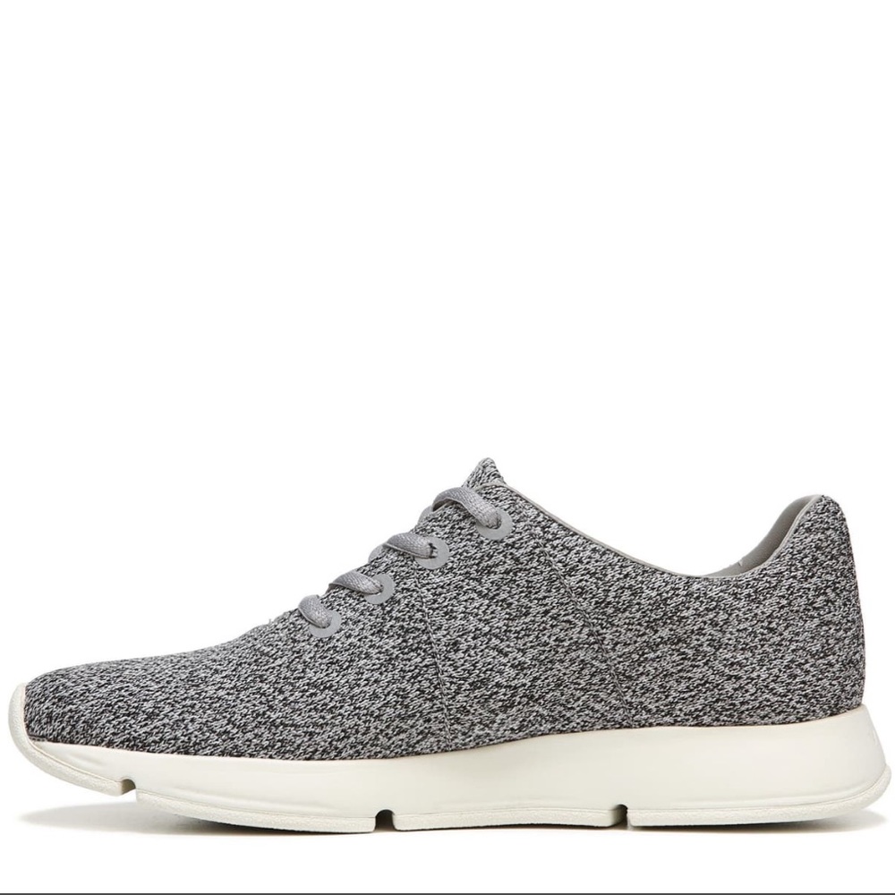 Vince Trellis Low Top Knot Sneaker - Picture 4 of 12